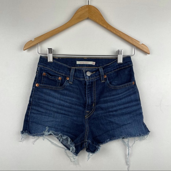 Levi’s High Waisted Jean Shorts 25